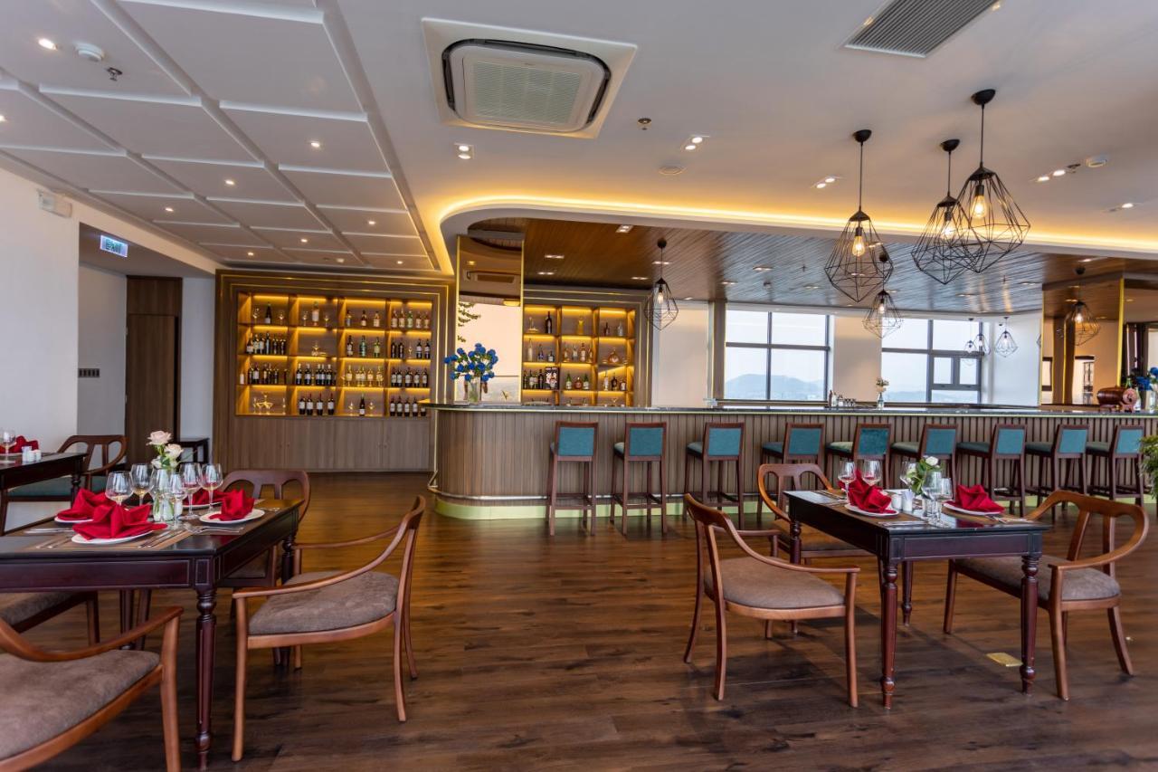 White Lotus Hue Hotel Екстериор снимка