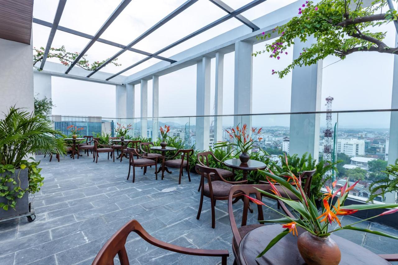 White Lotus Hue Hotel Екстериор снимка